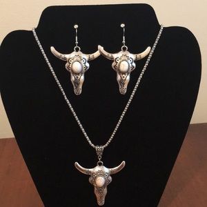 Bull Head Western Ivory Necklace & Earring Set
